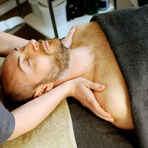 massage on man's neck